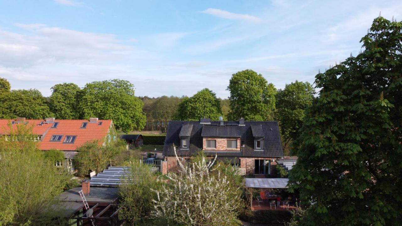 Grosse Wohnung / Haushaelfte In Peetzig Am See Angermunde Dış mekan fotoğraf