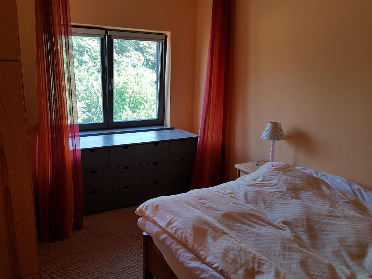 Grosse Wohnung / Haushaelfte In Peetzig Am See Angermunde Dış mekan fotoğraf