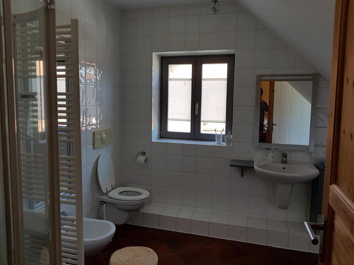 Grosse Wohnung / Haushaelfte In Peetzig Am See Angermunde Dış mekan fotoğraf